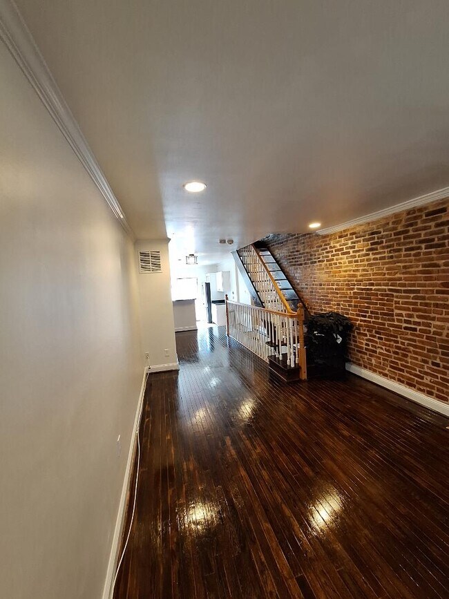 Foto del edificio - 1012 S Robinson St