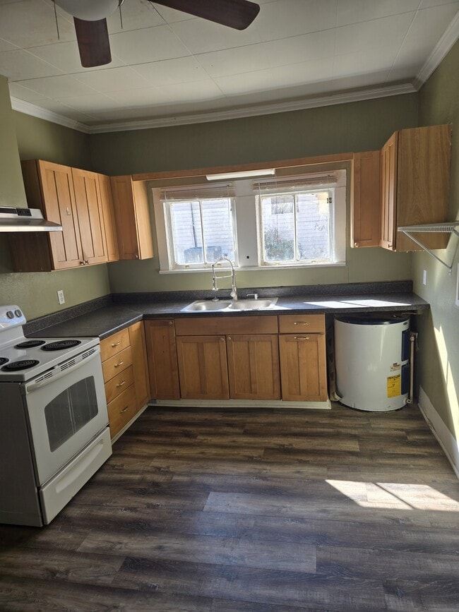 Foto del edificio - 306 S Severin St