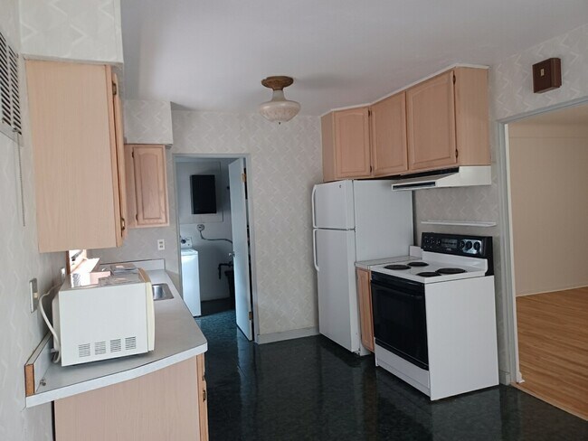 Foto del edificio - 7259 N Vernon St