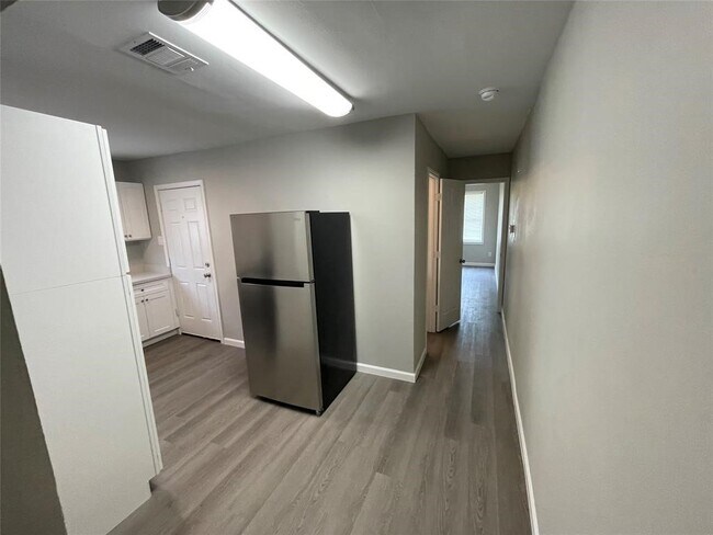 Foto del edificio - 1904 1st St