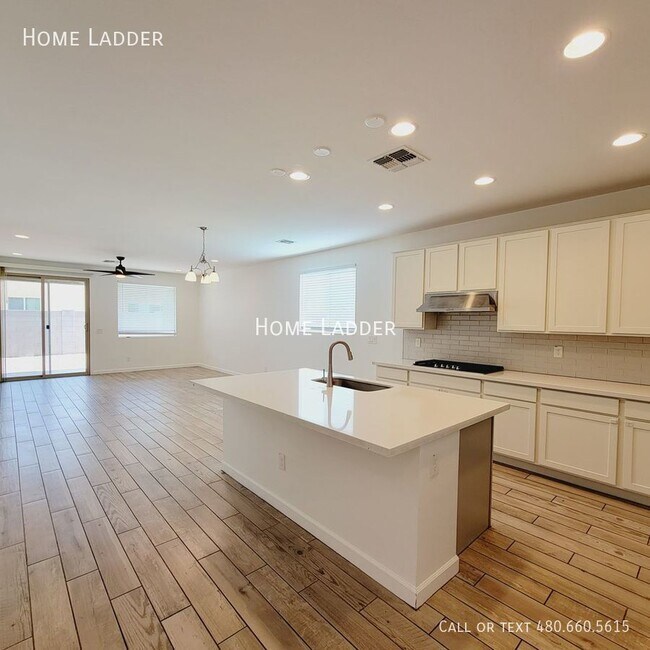 Foto del edificio - 13337 W Lariat Ln