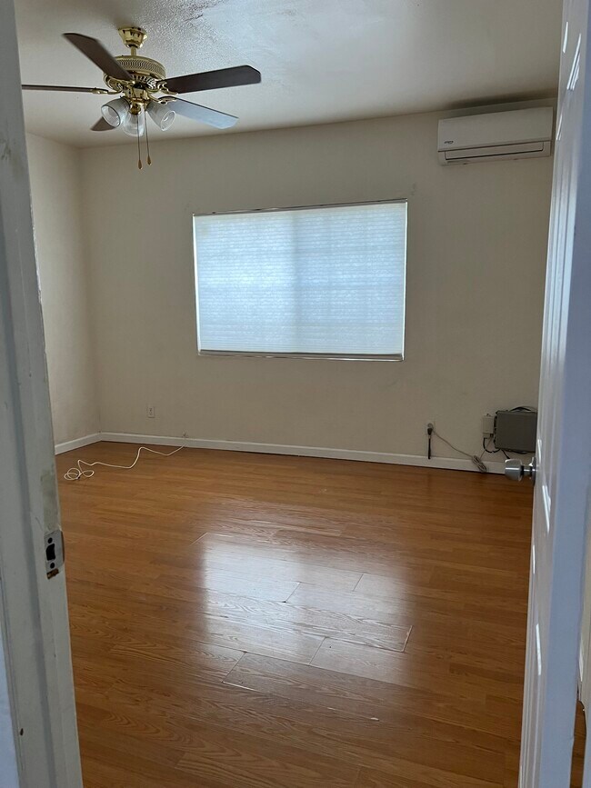 Bedroom 1 - 2335 W Pacific Ave