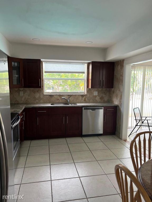 Building Photo - 2 br, 2 bath House - 2238 Spanish Trl # 1
