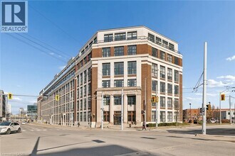 Building Photo - 410 King St W