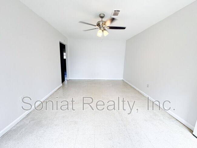 Building Photo - 3400 Elysian Fields Ave