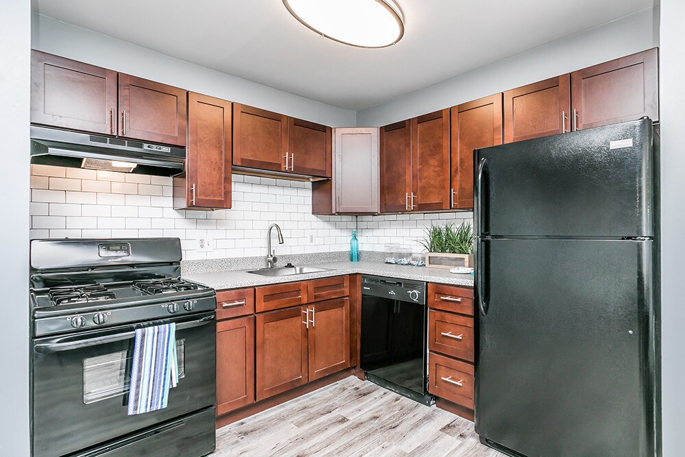 Calvert at Quarterfield Station Apartments Glen Burnie, MD