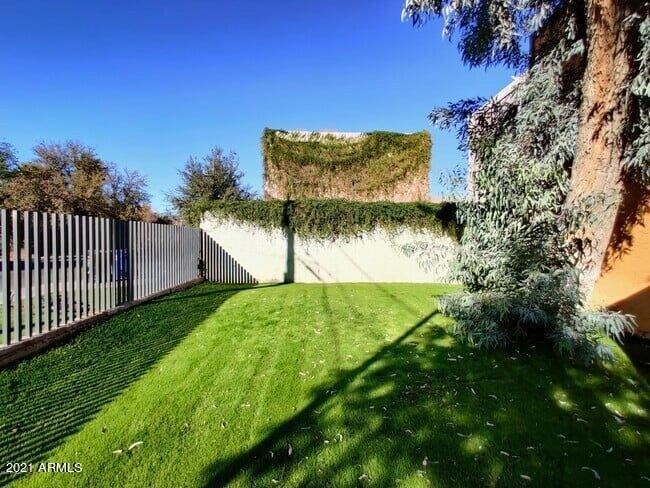 Foto del edificio - 701 S Roosevelt St