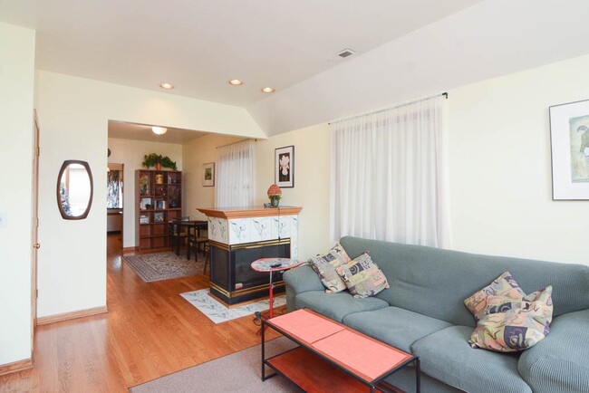 Foto del edificio - 3713 N Janssen Ave