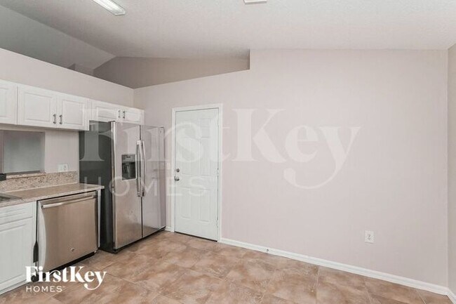 Foto del edificio - 7808 Habersham Dr