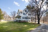 Primary Photo - 288 Main St