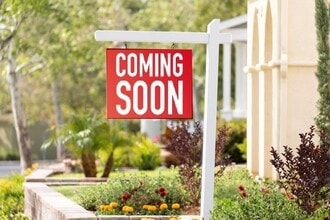 Building Photo - 707 Victory Dr