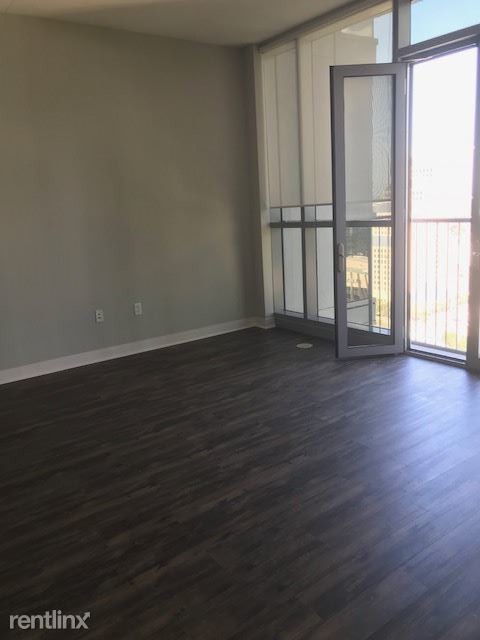 Building Photo - Studio, 1 bath  - 110 E WASHINGTON ST