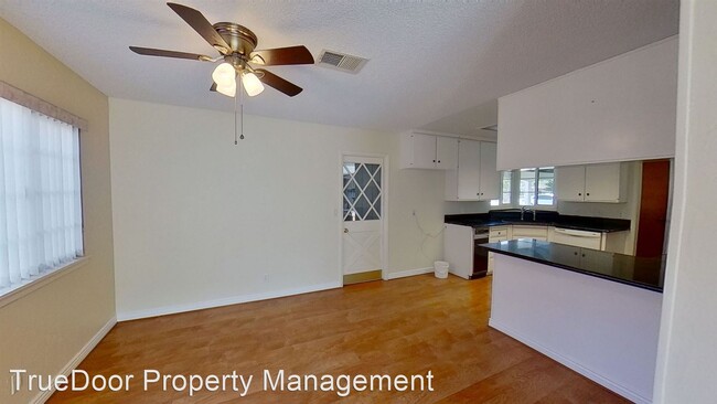 Building Photo - 3 br, 2 bath House - 4130 W. West Ave