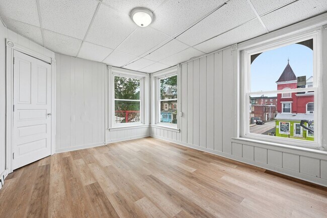 Foto del edificio - 113 N 13th St