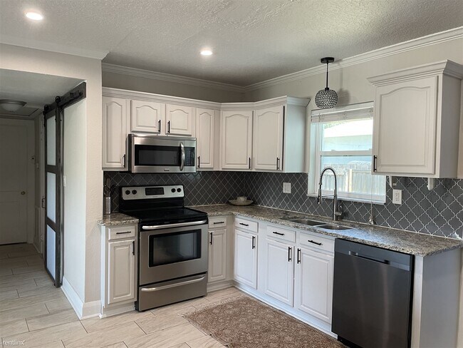 Building Photo - 3 br, 2 bath House - 1908 S Church Ave