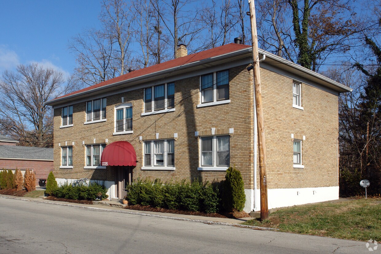 Foto principal - 2225 Dorothy Ave