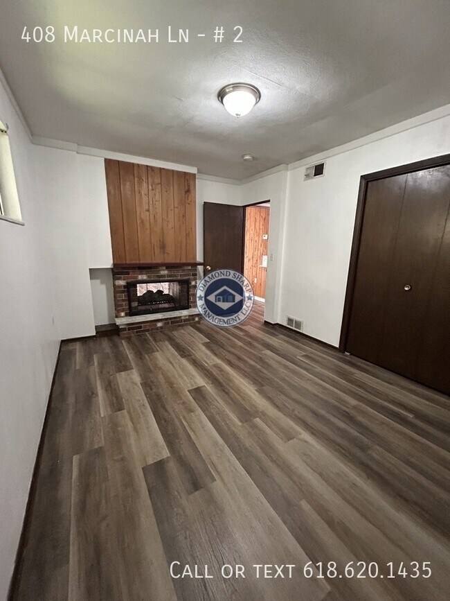 Foto del edificio - 408 Marcinah Ln