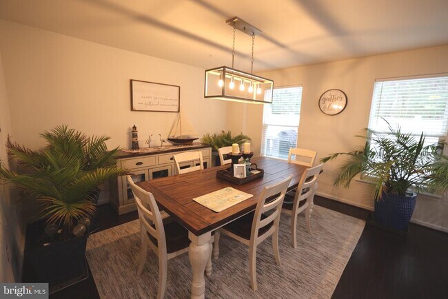 Foto del edificio - 130 Intrepid Ln