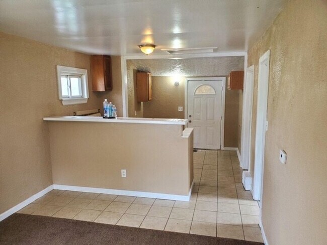Foto del edificio - 1 Bedroom Home In Pontiac