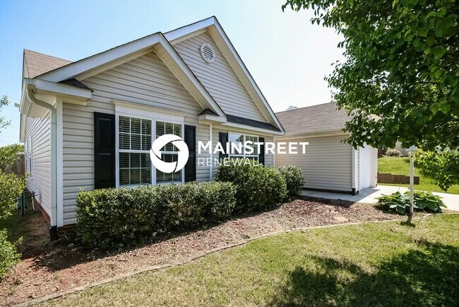 Foto del edificio - 3 Bedroom Pet-Friendly Home in Winston-Salem, NC with Main Street Renewal