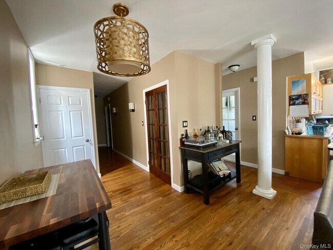 Foto del edificio - 462 W Chester St