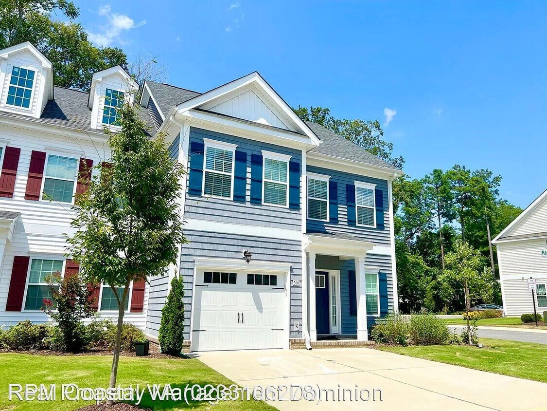 3 br, 2.5 bath House 200 Wideberry Way House Rental in Yorktown, VA