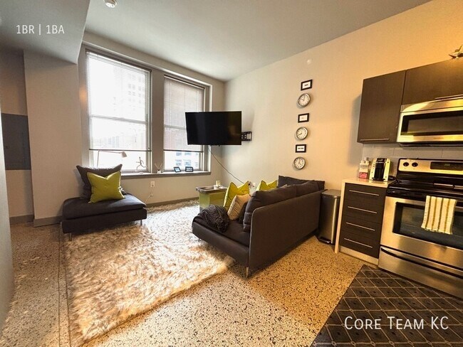 Foto del edificio - 306 E 12th St