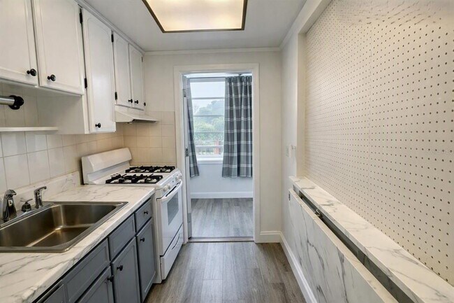 Foto del edificio - 911 Washington Ave SW