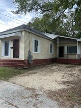 Building Photo - 1147 Fort Hill St
