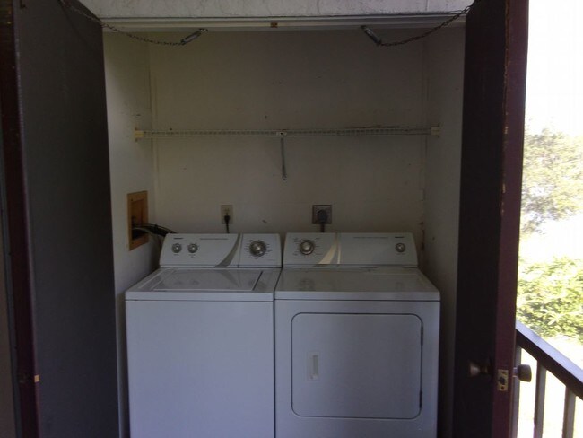 Building Photo - 256 Cypress Lane
