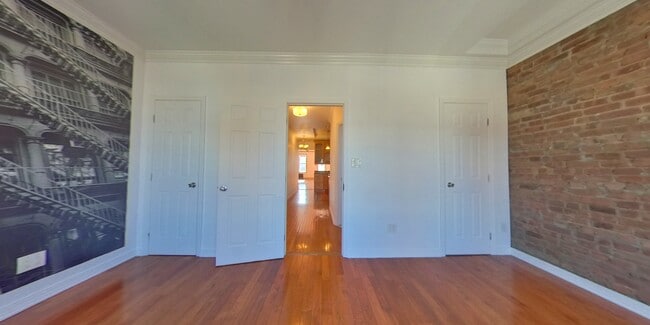 Building Photo - 297 9th St