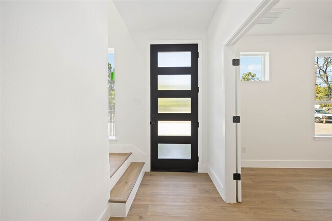 Foto del edificio - 3022 Drew St