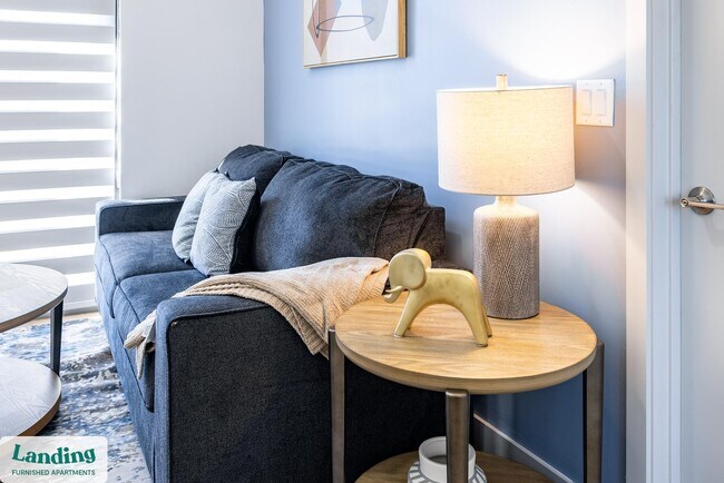 Building Photo - 1155 NE 126th St