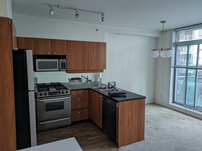 Photo du bâtiment - 1478 Hastings St W