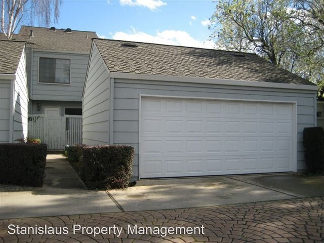 Primary Photo - 2740 Sherwood Ave