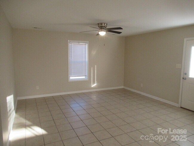 Foto del edificio - 406 S Flint St