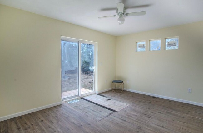 Building Photo - 6429 Timber Dr Ct