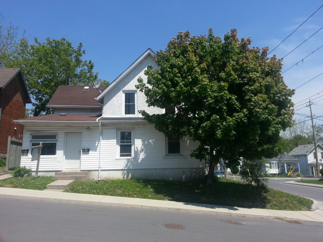 Primary Photo - 1 Pine St