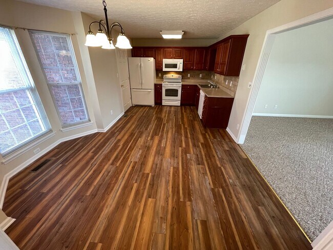 Foto del edificio - Nice 3 Bedroom Home For Rent