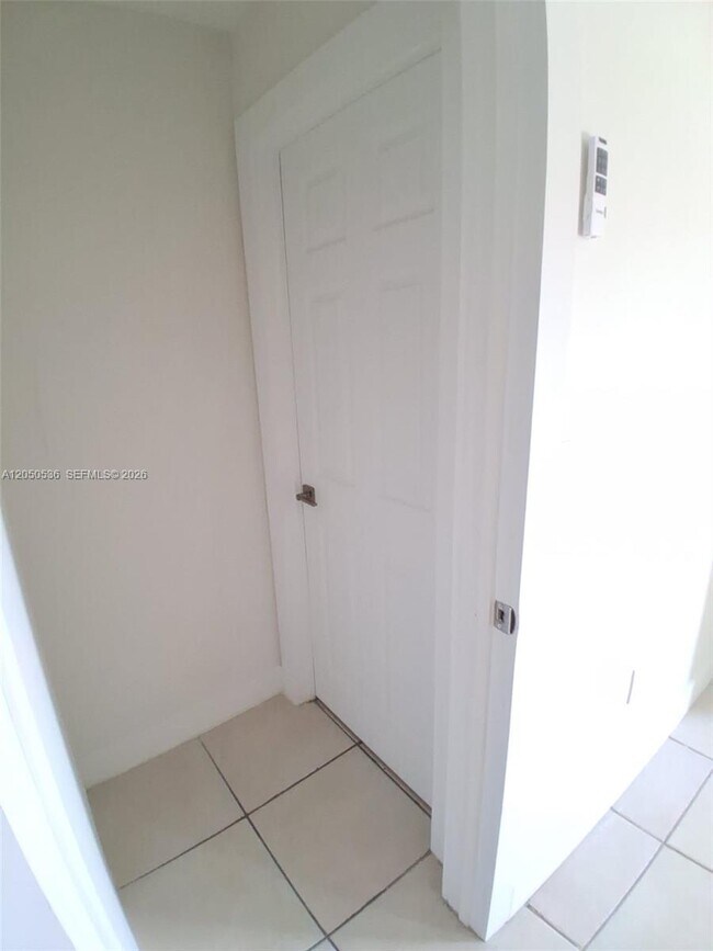 Foto del edificio - 1231 SW 136th Pl