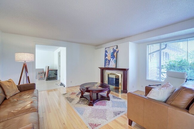 Foto del edificio - 3bd/1.5ba Bellevue Home