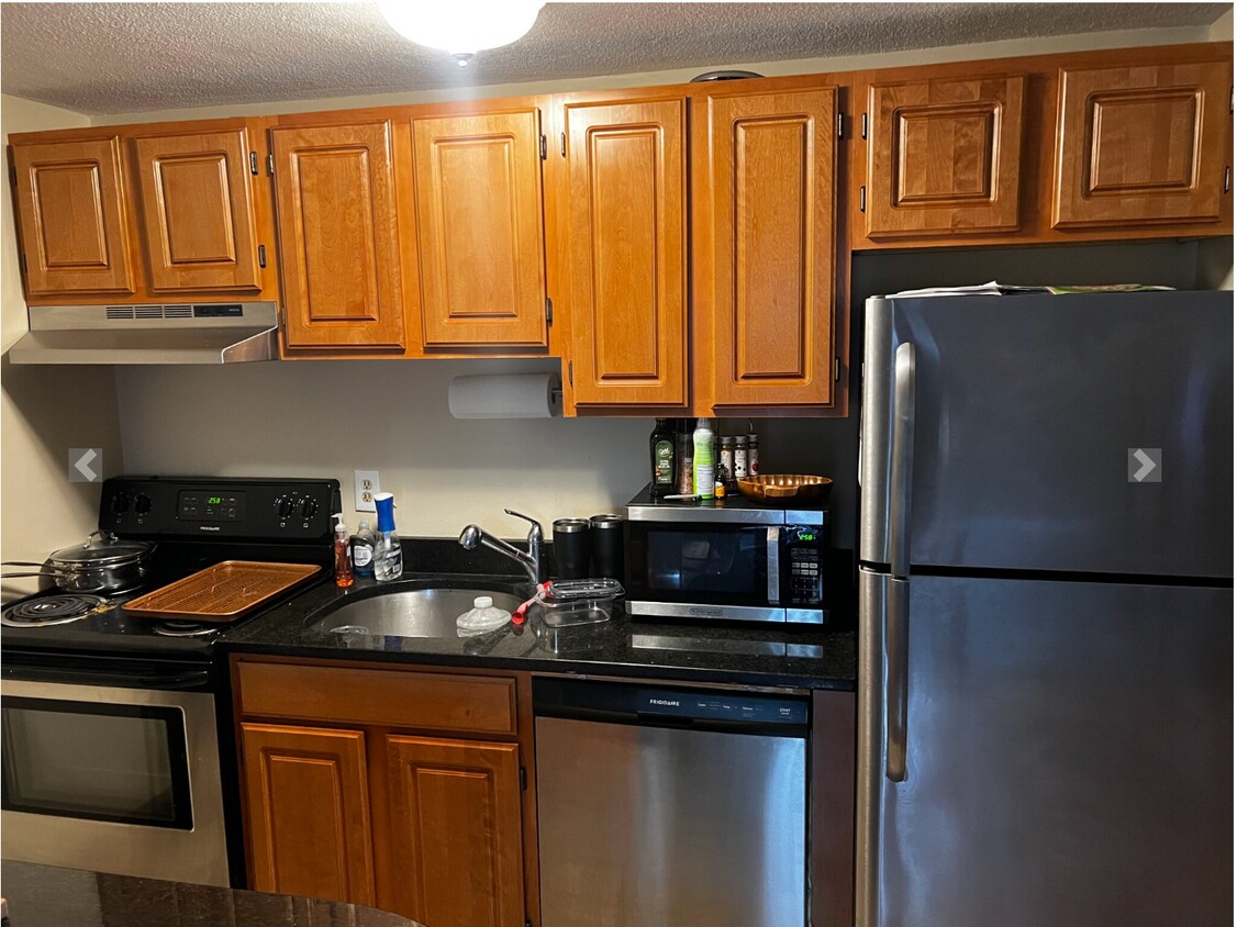 Foto principal - 323 Dorchester Ave