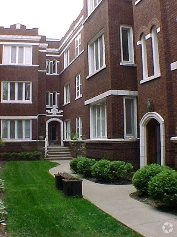 Building Photo - 717 Washington Blvd