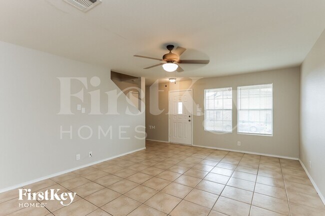 Foto del edificio - 111 Quince Flower