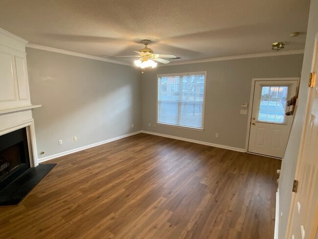 Building Photo - 4645 Valais Ct