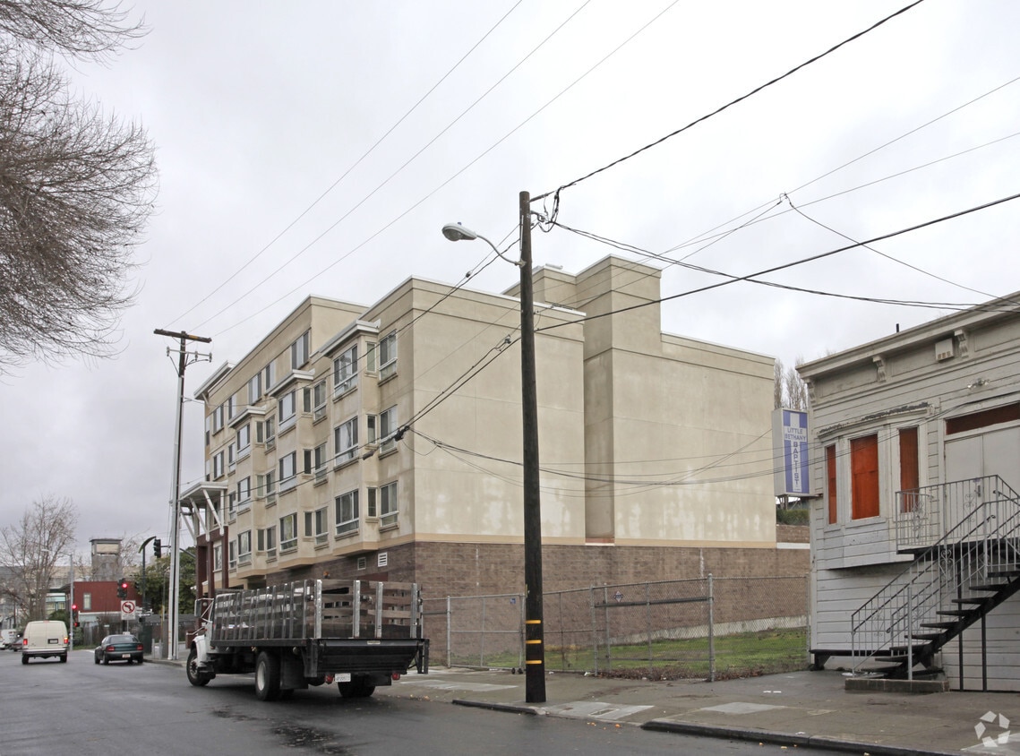 Building Photo - Geraldine Johnson Manor