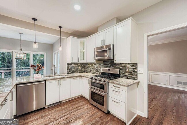 Foto del edificio - 5155 Courton St