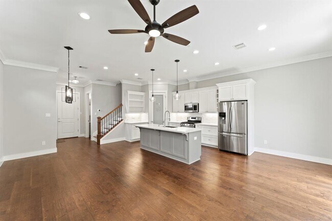 Foto del edificio - 6938 J W Peavy Dr