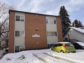 Building Photo - 931-931 6th Ave N