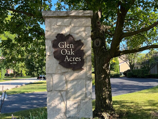 Foto del edificio - 1050 E Lake Ave